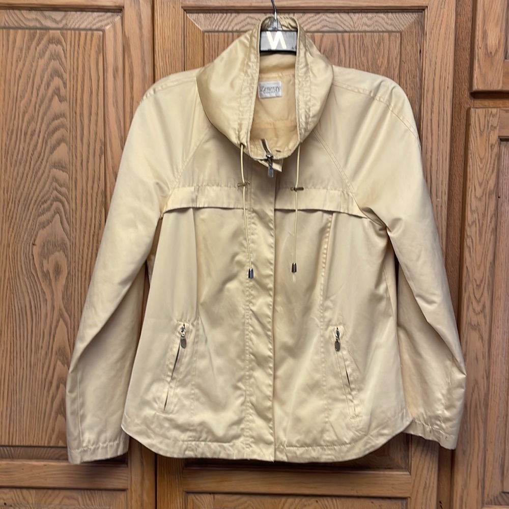 Zenergy by Chico’s Light Long Sleeve Yellow Jacket.
